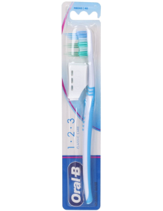 Oral-B Spazzolino Classic Care